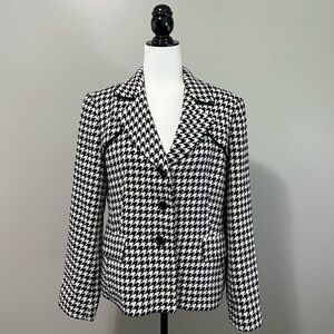 Baia Notch Lapel Black White Houndstooth Fully Lined Three Button Blazer